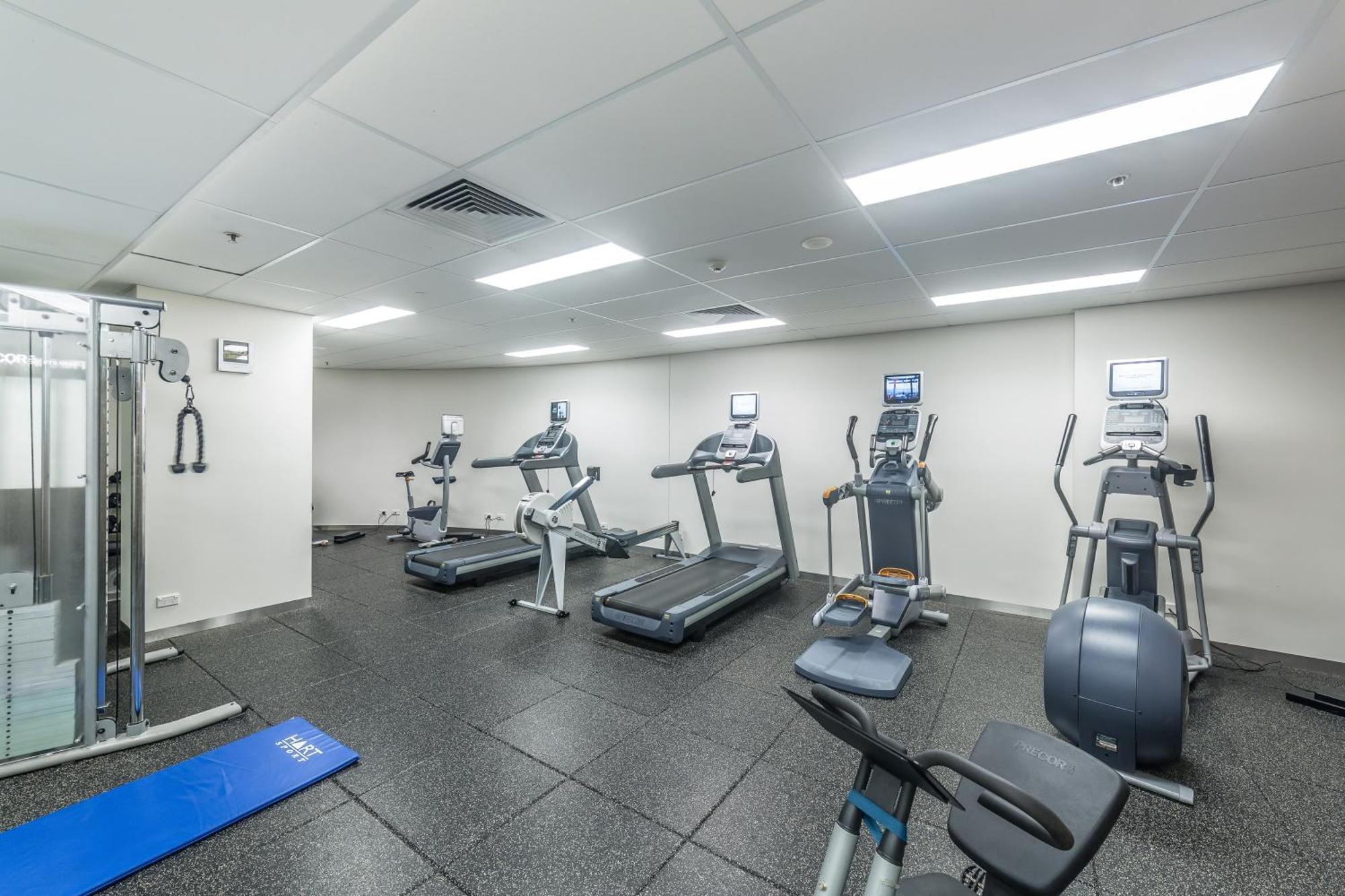 Apartment Number 1 H Residences - Wifi, Parking & By Holidays